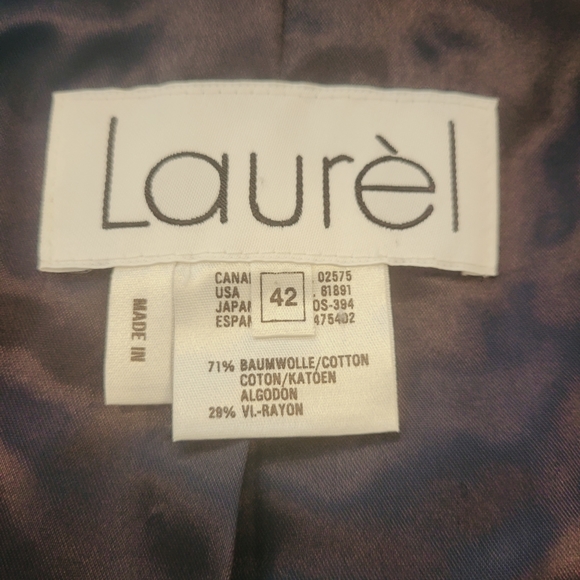 Vintage Escada by Laurel Velvet Jacket in Excellent Condition - Picture 6 of 9